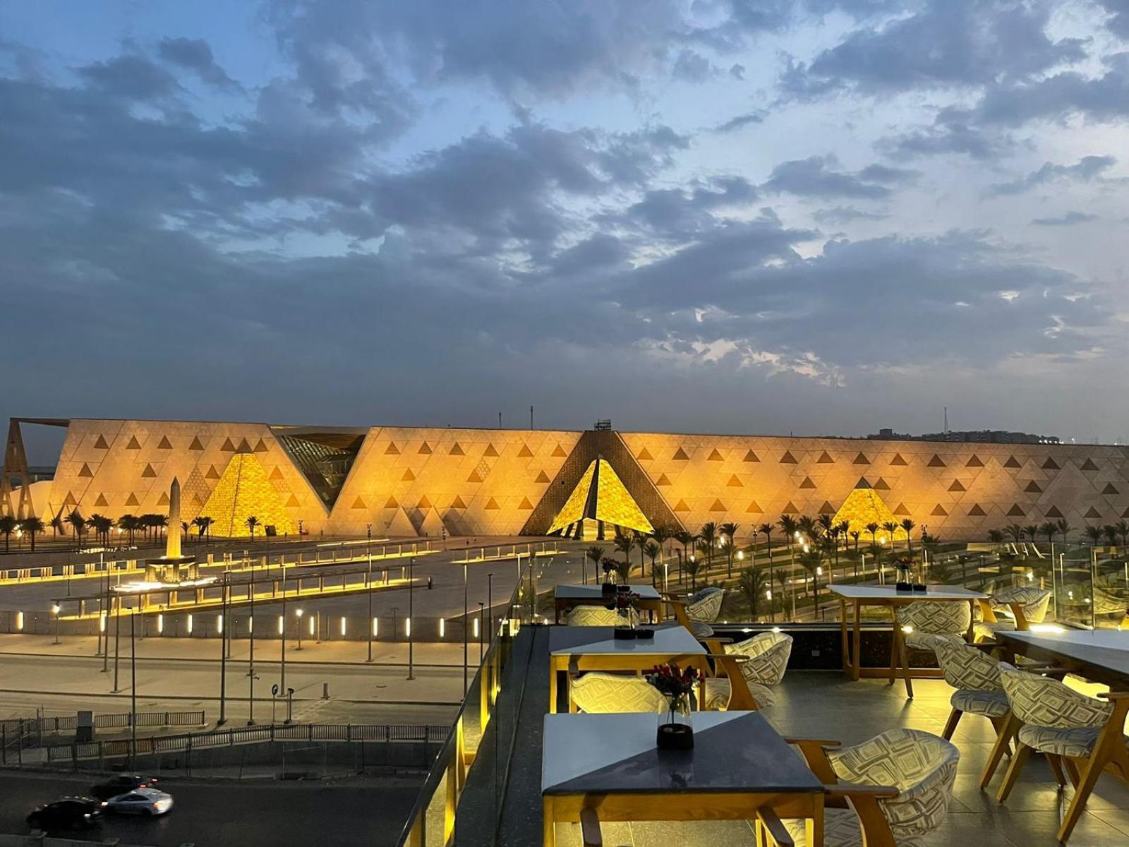 Royal Great Pyramid Inn Kafr Ghatati Eksteriør billede
