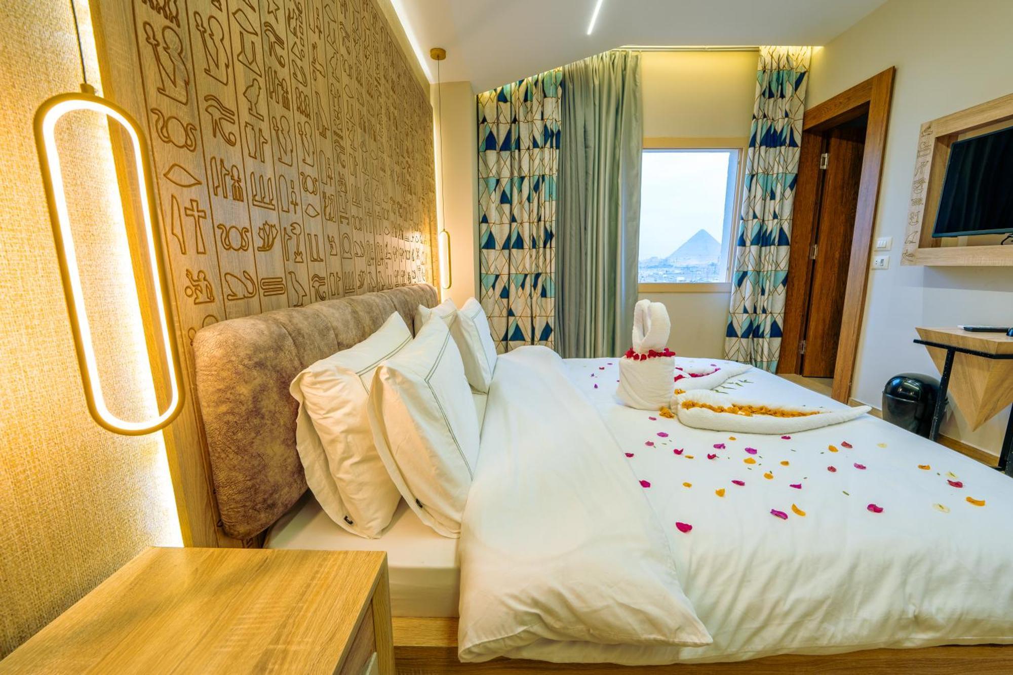 Royal Great Pyramid Inn Kafr Ghatati Eksteriør billede