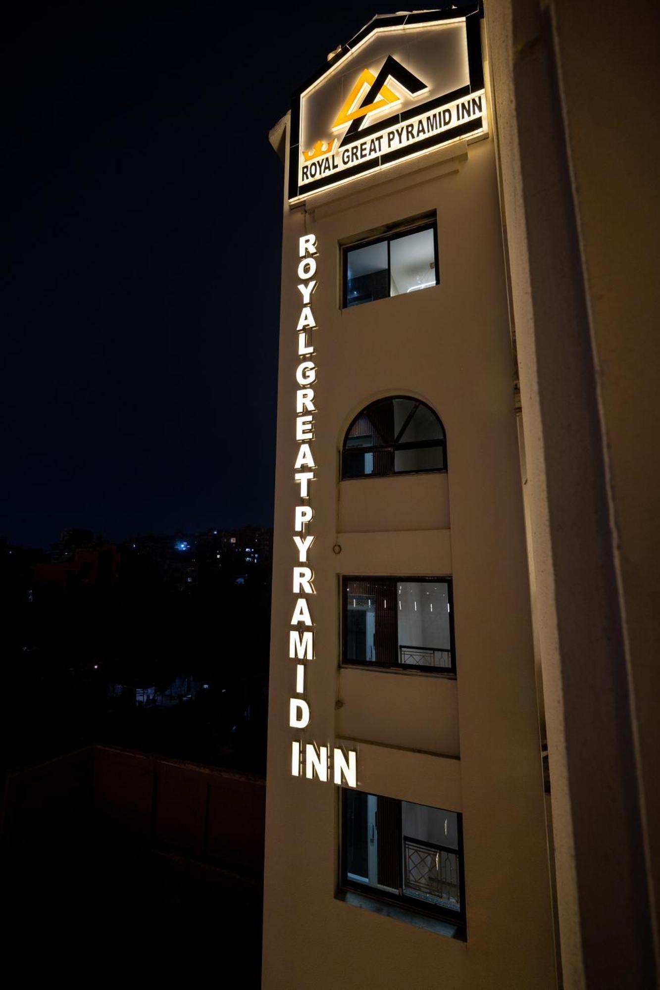 Royal Great Pyramid Inn Kafr Ghatati Eksteriør billede